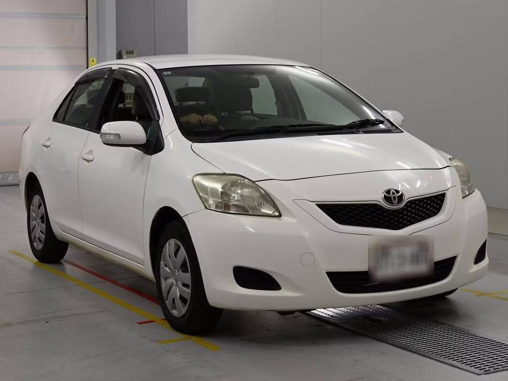 TOYOTA BELTA