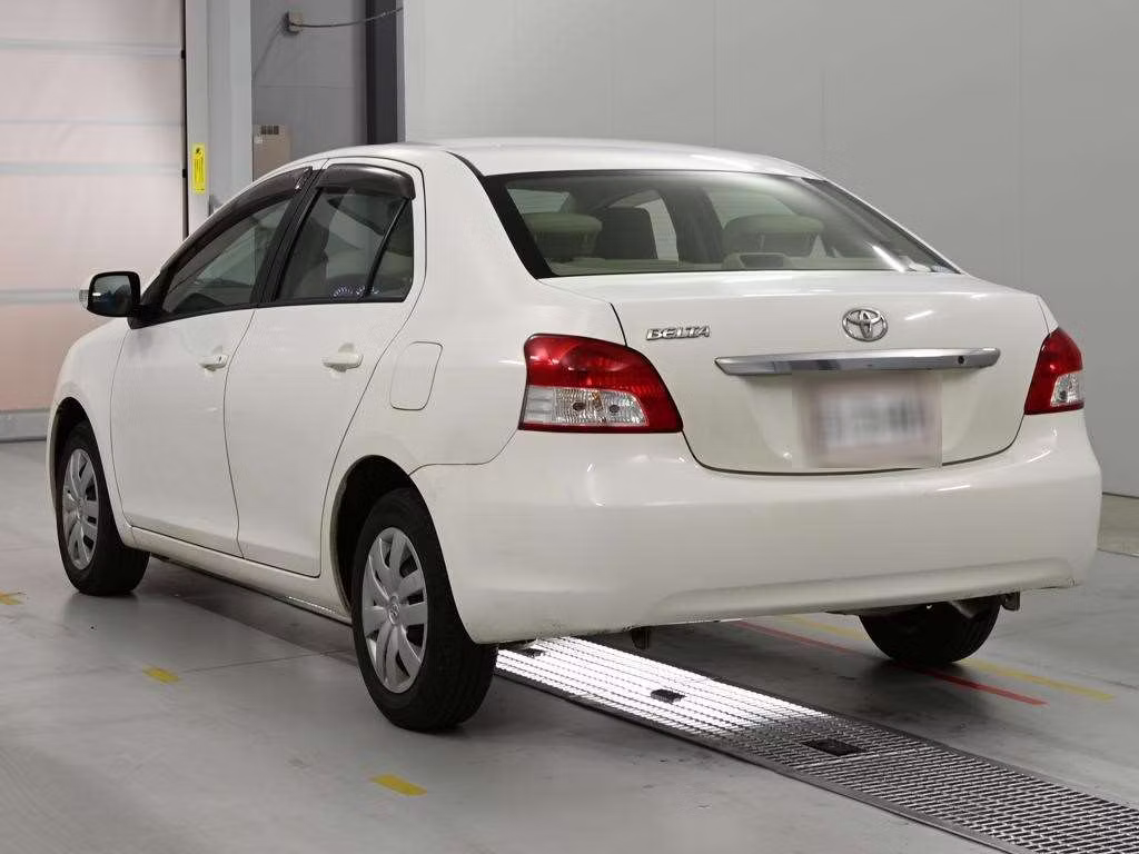 TOYOTA BELTA