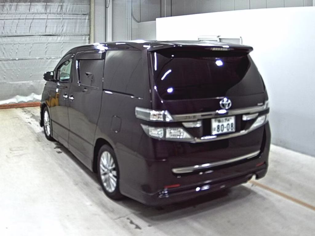 TOYOTA VELLFIRE