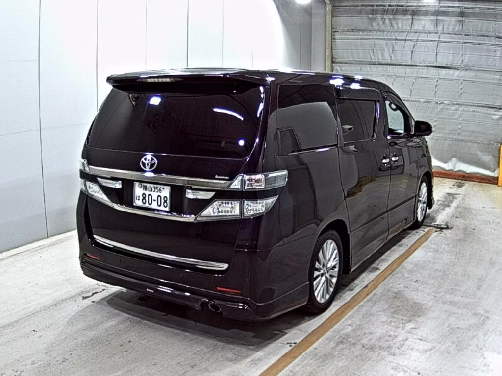 TOYOTA VELLFIRE