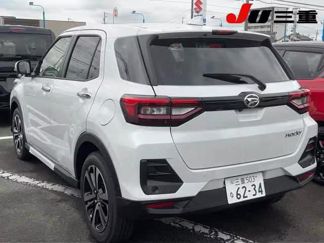 DAIHATSU ROCKY