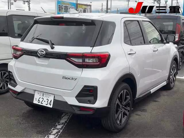 DAIHATSU ROCKY