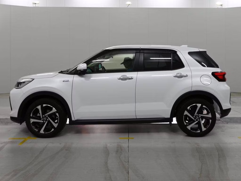 DAIHATSU ROCKY