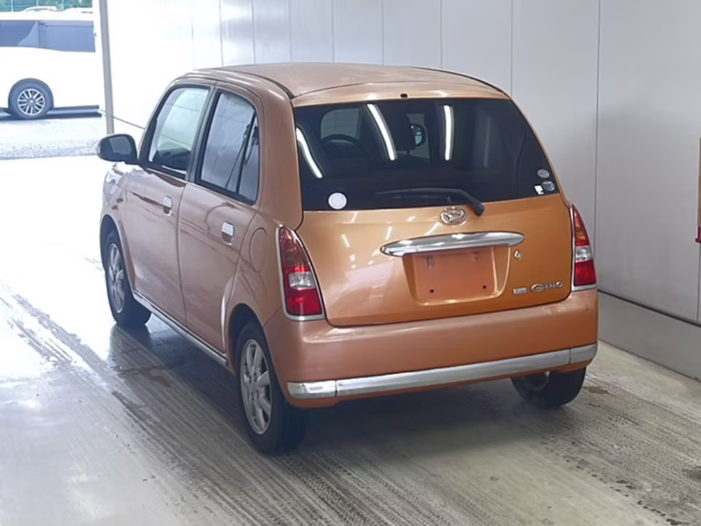 DAIHATSU MIRA GINO