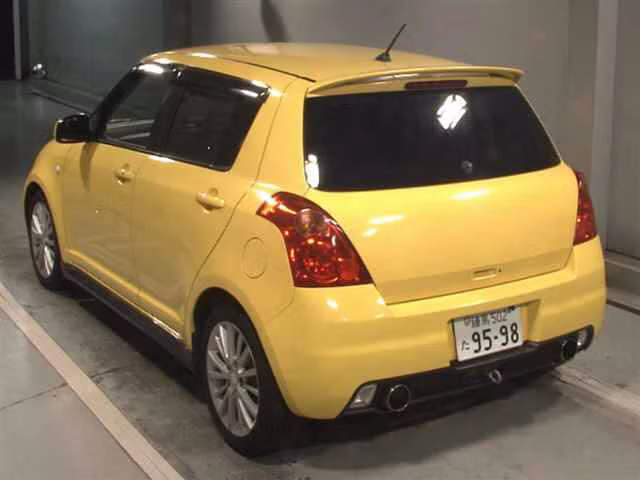 SUZUKI SWIFT