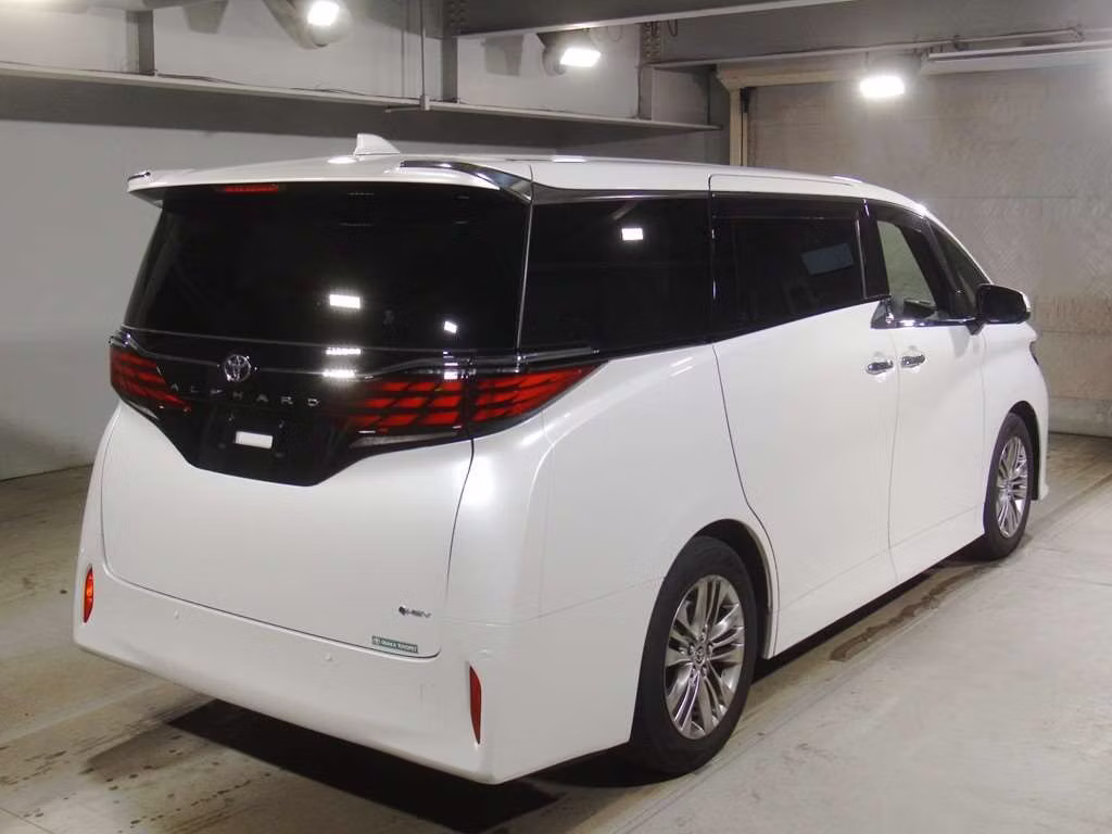 TOYOTA ALPHARD