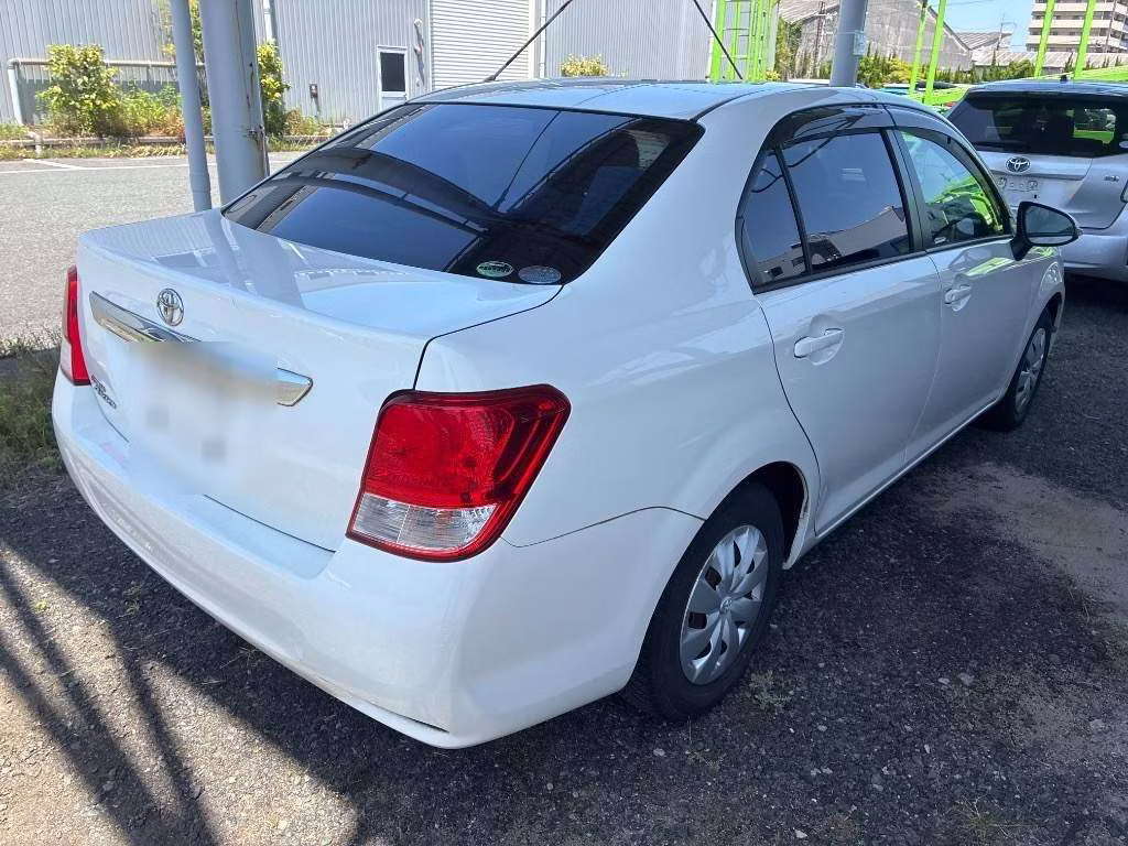 TOYOTA COROLLA AXIO