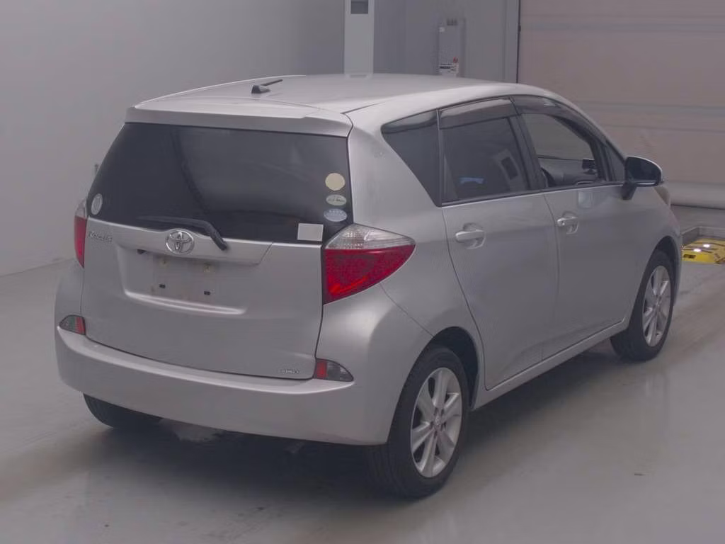 TOYOTA RACTIS