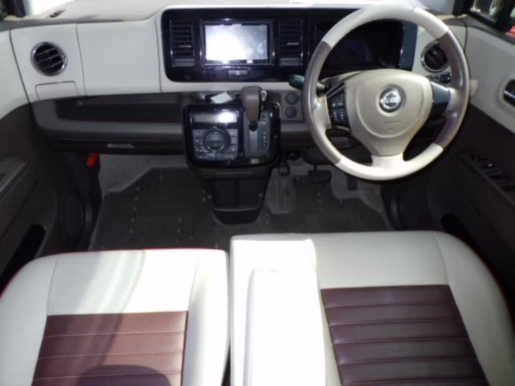 NISSAN MOCO