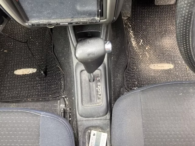 DAIHATSU TERIOS KID