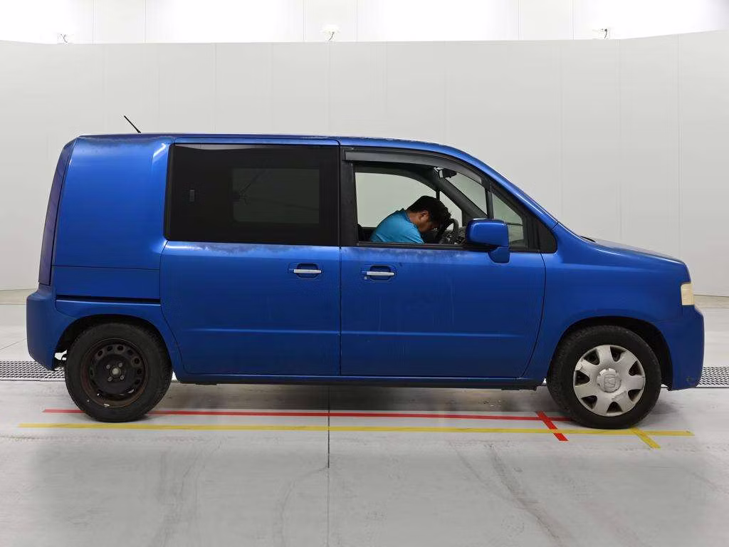 HONDA MOBILIO SPIKE