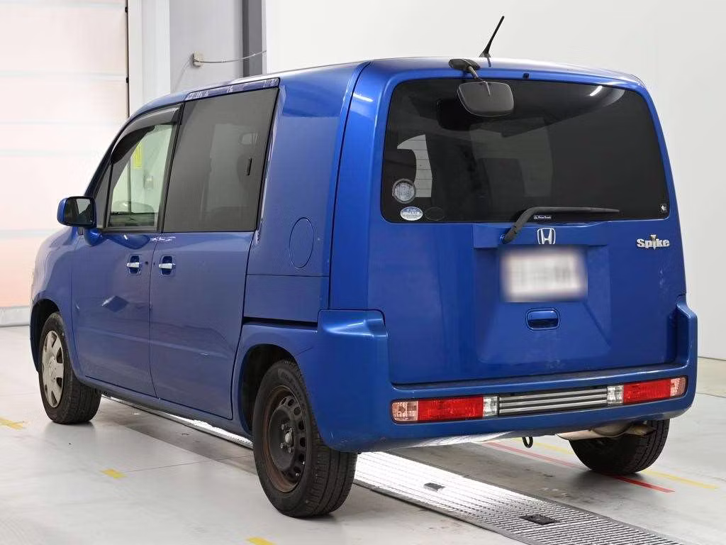 HONDA MOBILIO SPIKE