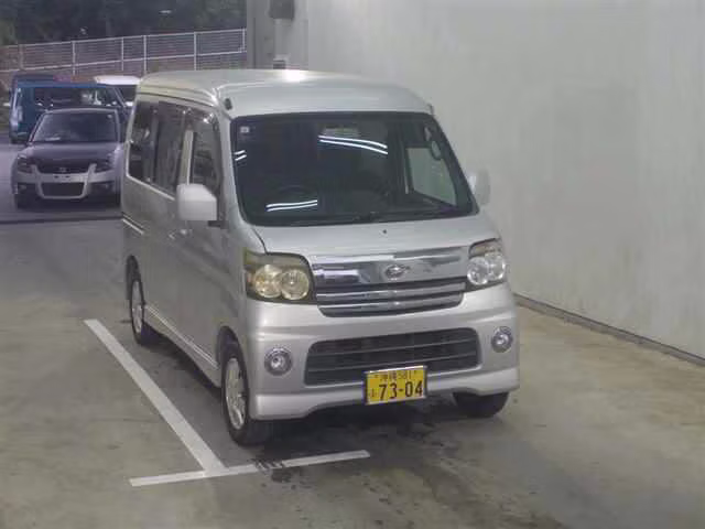 DAIHATSU ATRAI