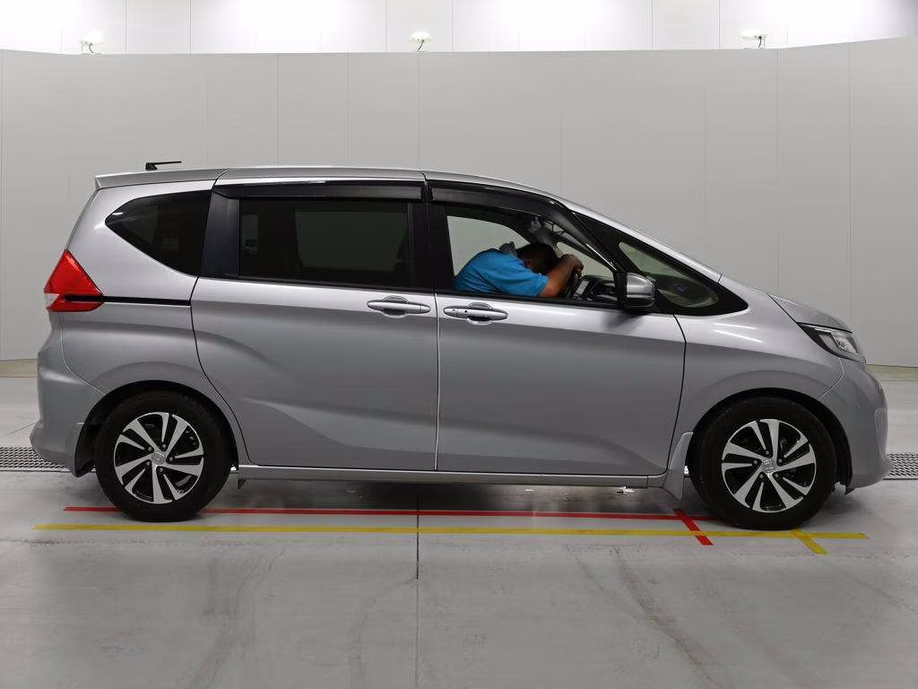 HONDA FREED+