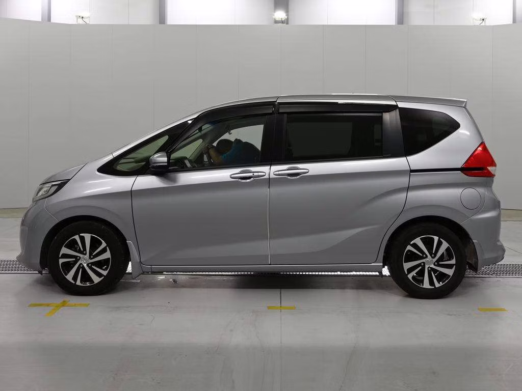 HONDA FREED+