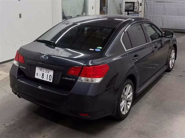 SUBARU LEGACY B4