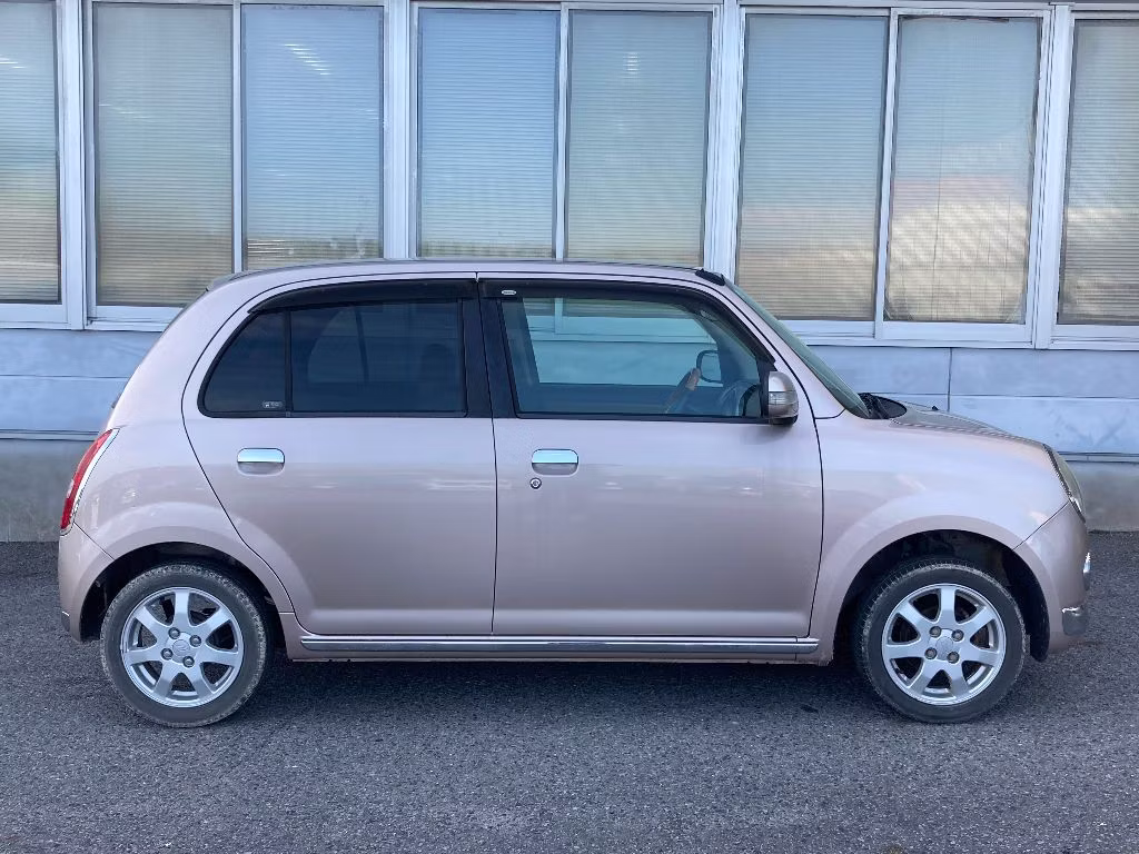 DAIHATSU MIRA GINO
