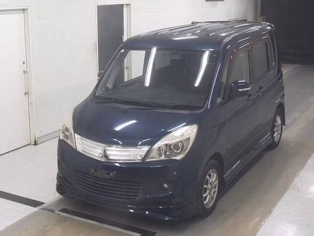 MITSUBISHI DELICA D:2