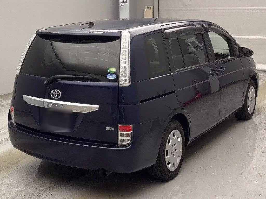 TOYOTA ISIS