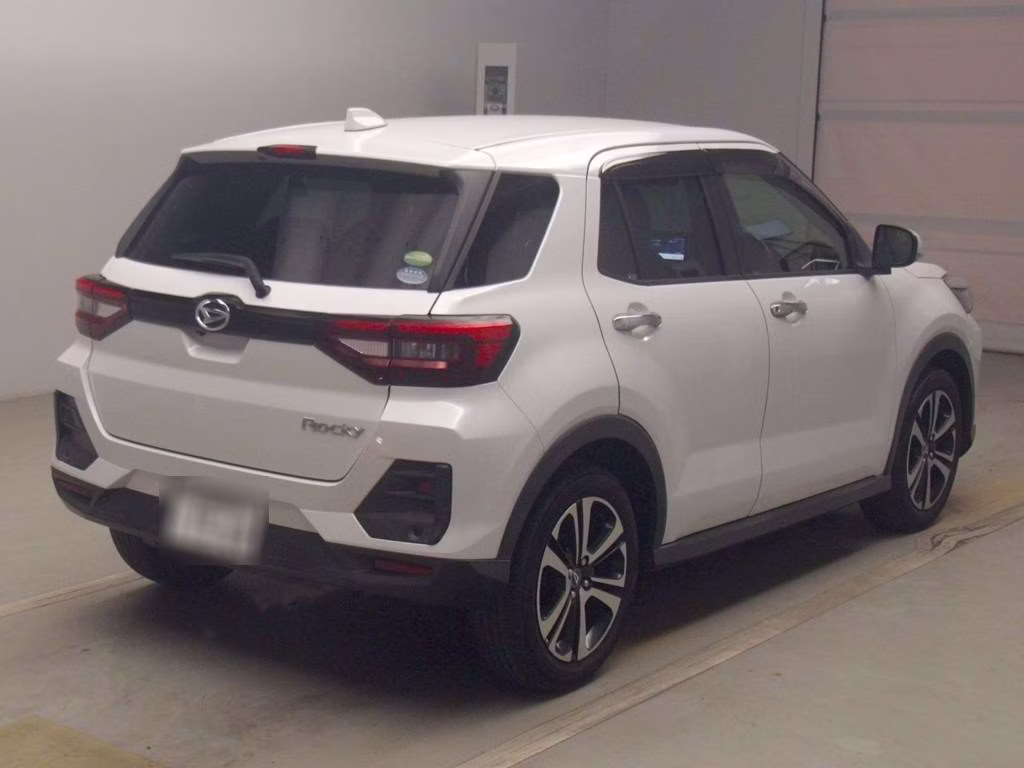 DAIHATSU ROCKY