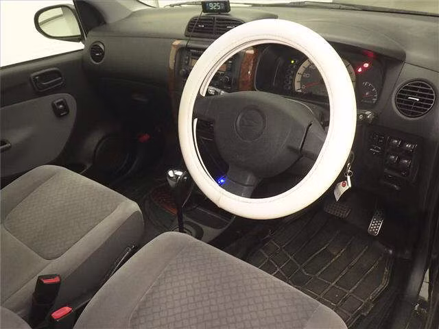 DAIHATSU MIRA AVY