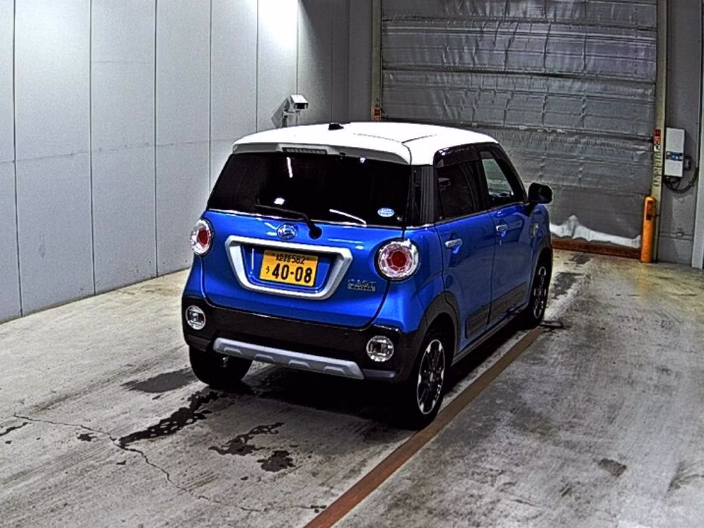 DAIHATSU CAST