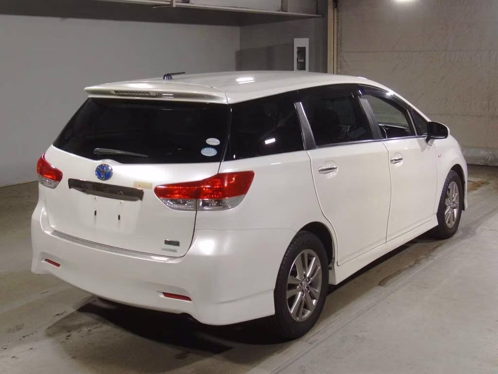 TOYOTA WISH