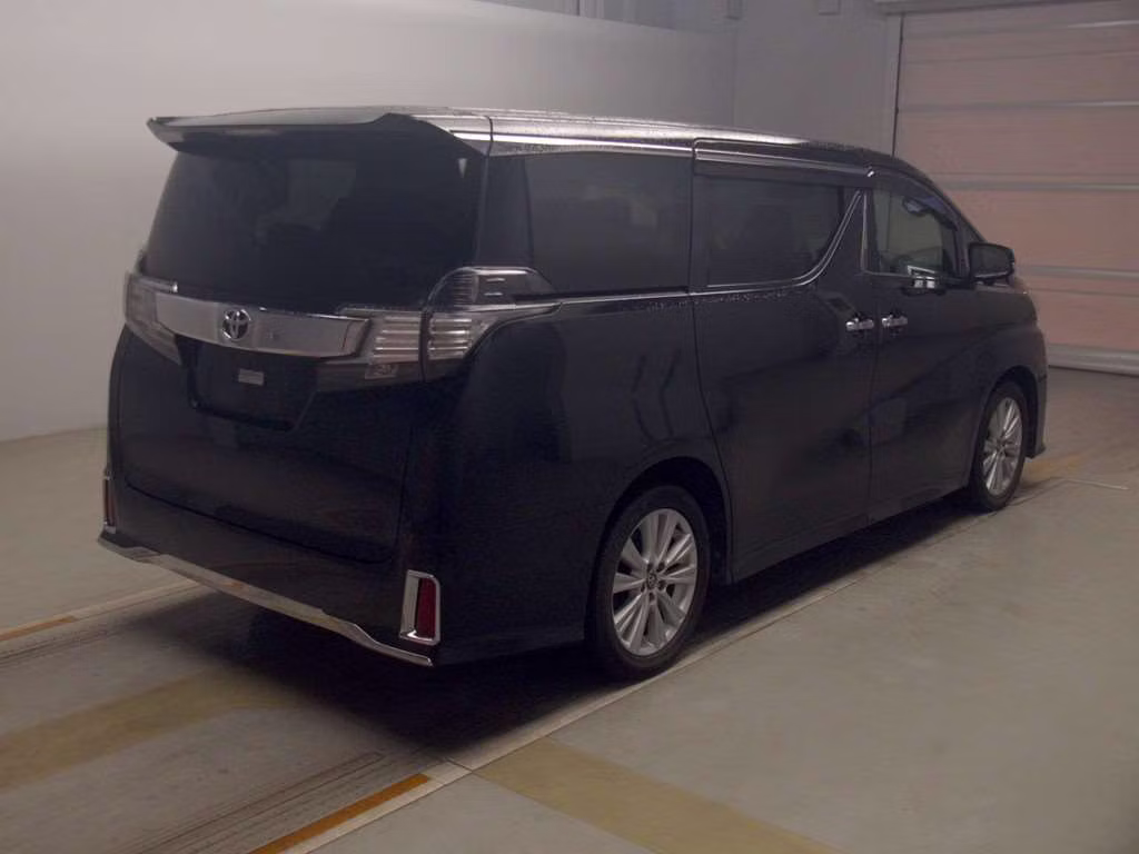 TOYOTA VELLFIRE