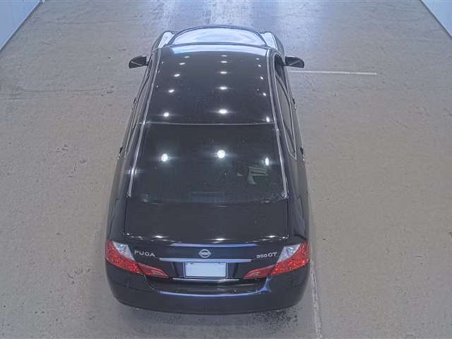 NISSAN FUGA