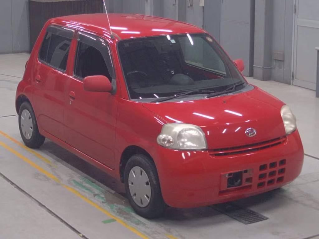 DAIHATSU ESSE