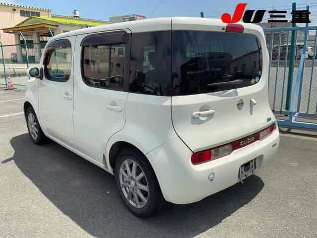 NISSAN CUBE