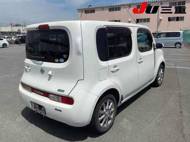 NISSAN CUBE