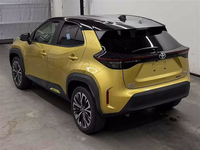 TOYOTA YARIS CROSS