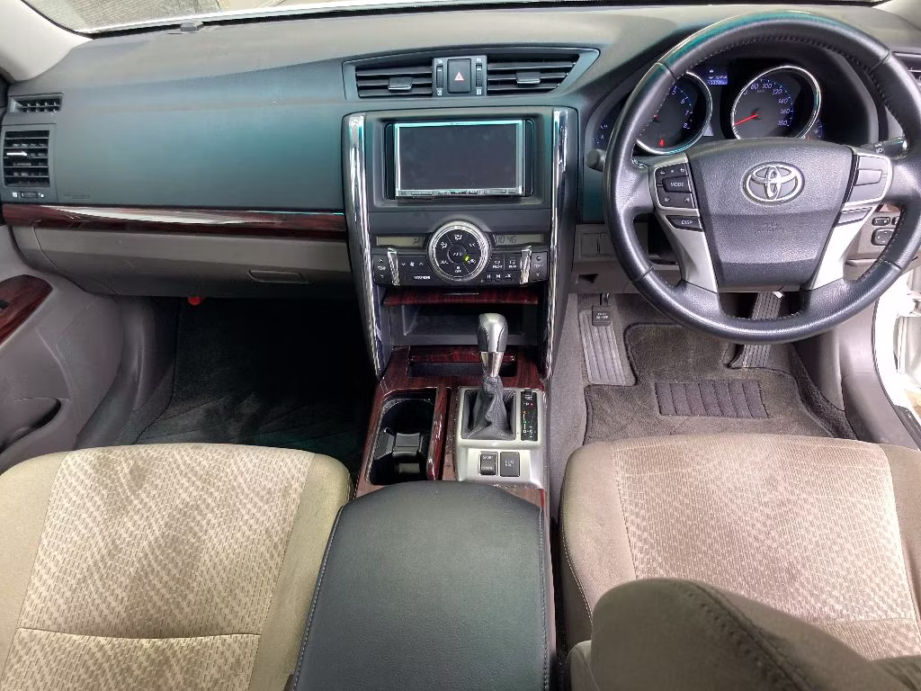 TOYOTA MARK X