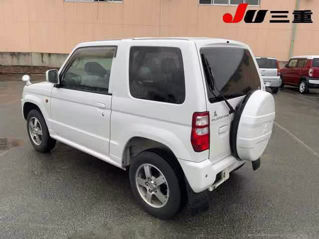 MITSUBISHI PAJERO MINI