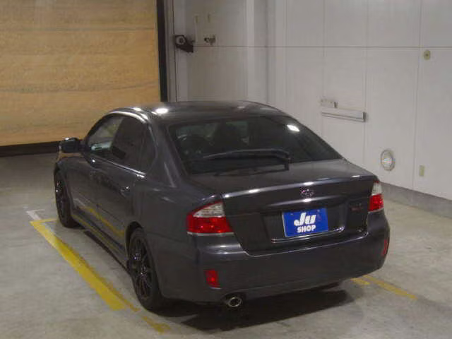 SUBARU LEGACY B4