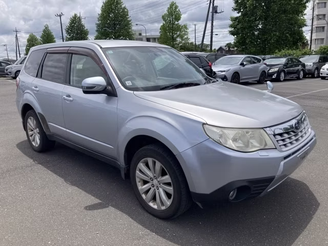 SUBARU FORESTER