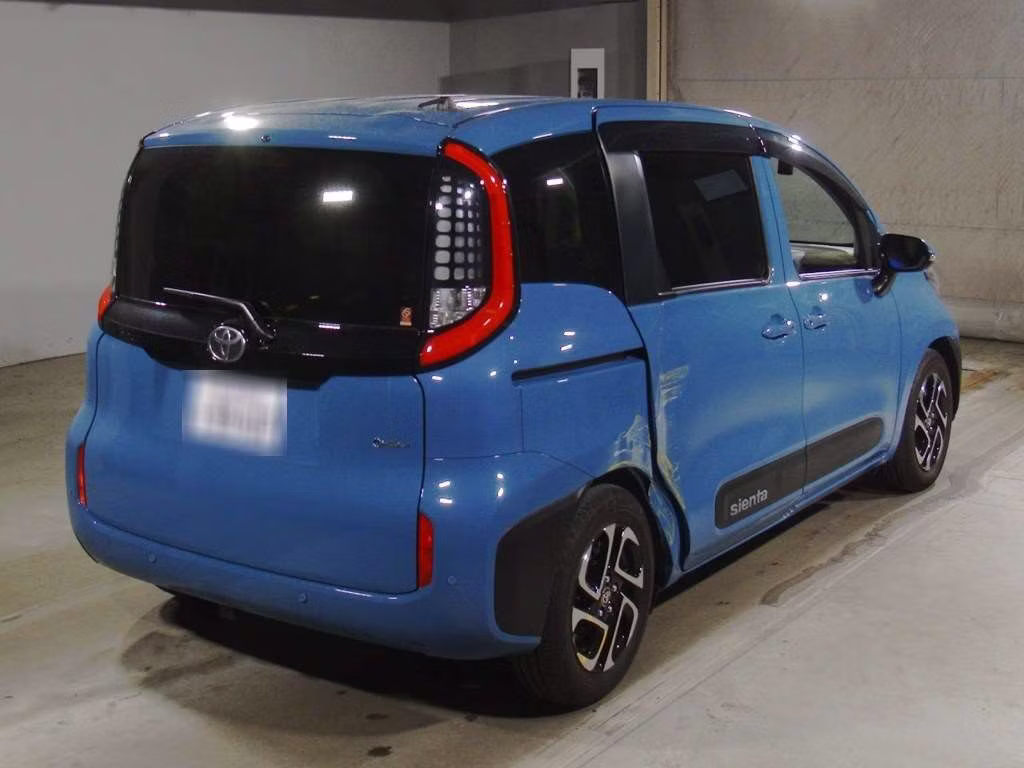 TOYOTA SIENTA