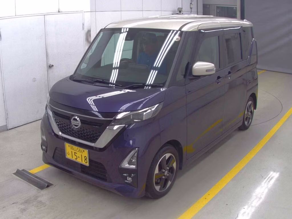 NISSAN ROOX
