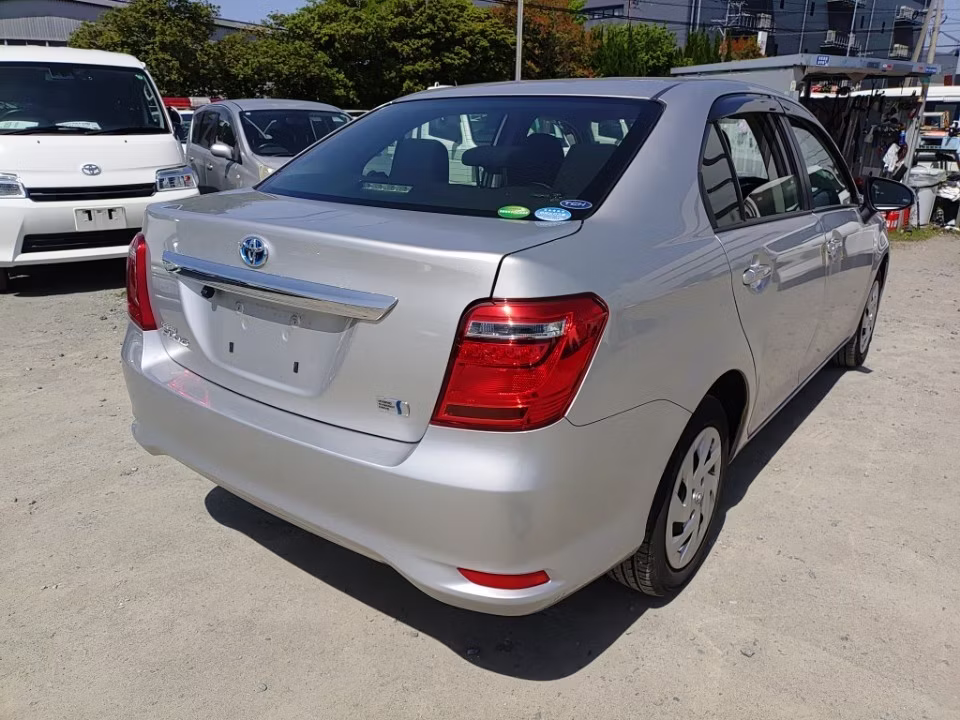 TOYOTA COROLLA AXIO