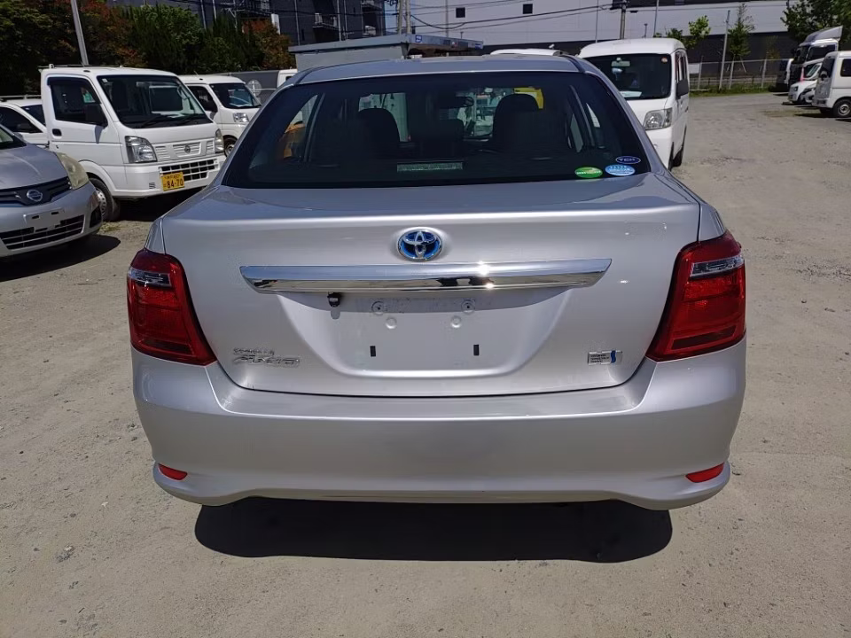 TOYOTA COROLLA AXIO