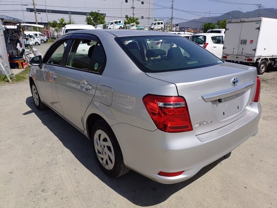 TOYOTA COROLLA AXIO