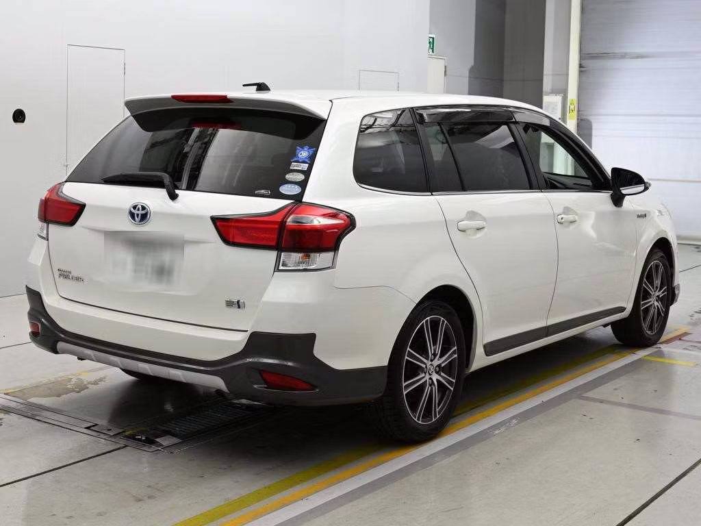 TOYOTA COROLLA FIELDER