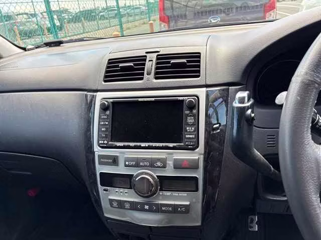 TOYOTA IPSUM