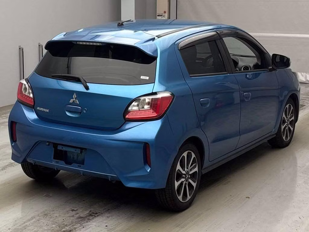 MITSUBISHI MIRAGE