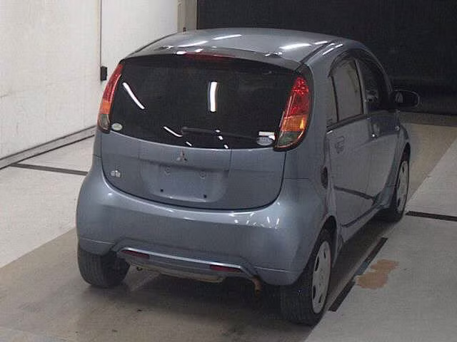 MITSUBISHI I