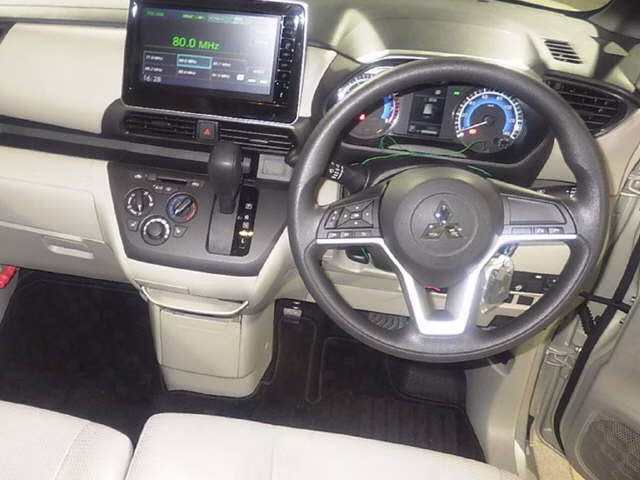 MITSUBISHI EK SPACE