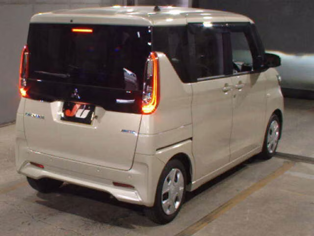 MITSUBISHI EK SPACE