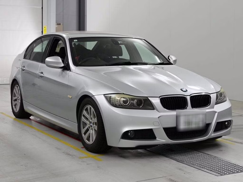 BMW 3-SERIES