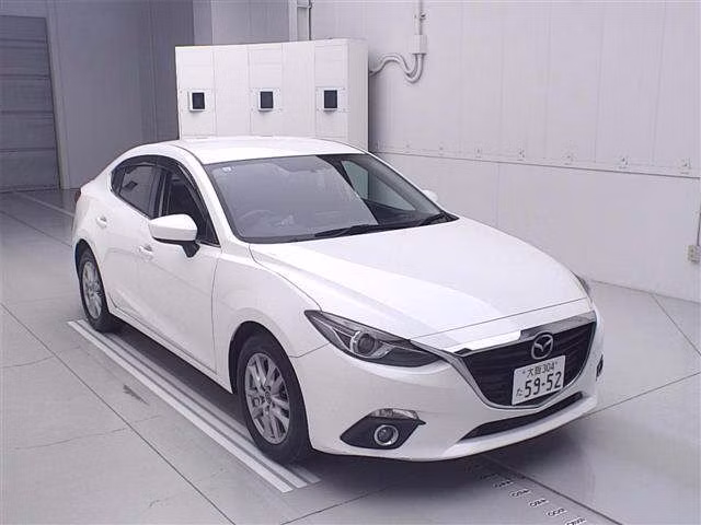MAZDA AXELA